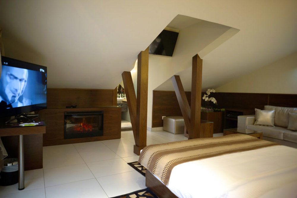 Hotel Xperience Jounieh Exterior photo